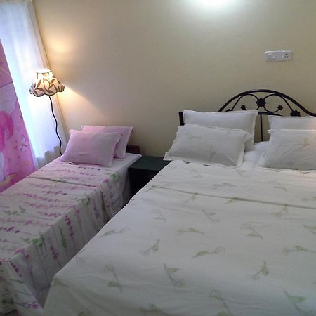 Elegant Shades Apartamento Colva Quarto foto